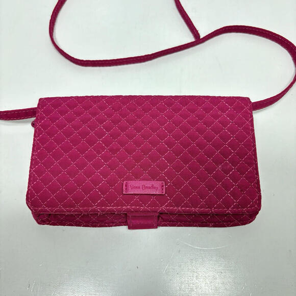 Vera Bradley Pink Quilted RFID Blocking Crossbody Wallet - Good Condition! - Picture 3 of 7